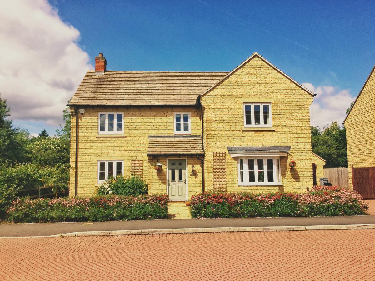 Moon House Bed and Breakfast Witney Buitenkant foto